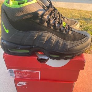Nike Air Max 95 sneaker boot